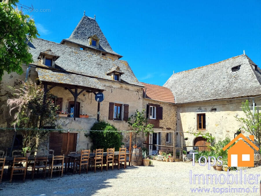 Maison à VILLEFRANCHE-DE-ROUERGUE