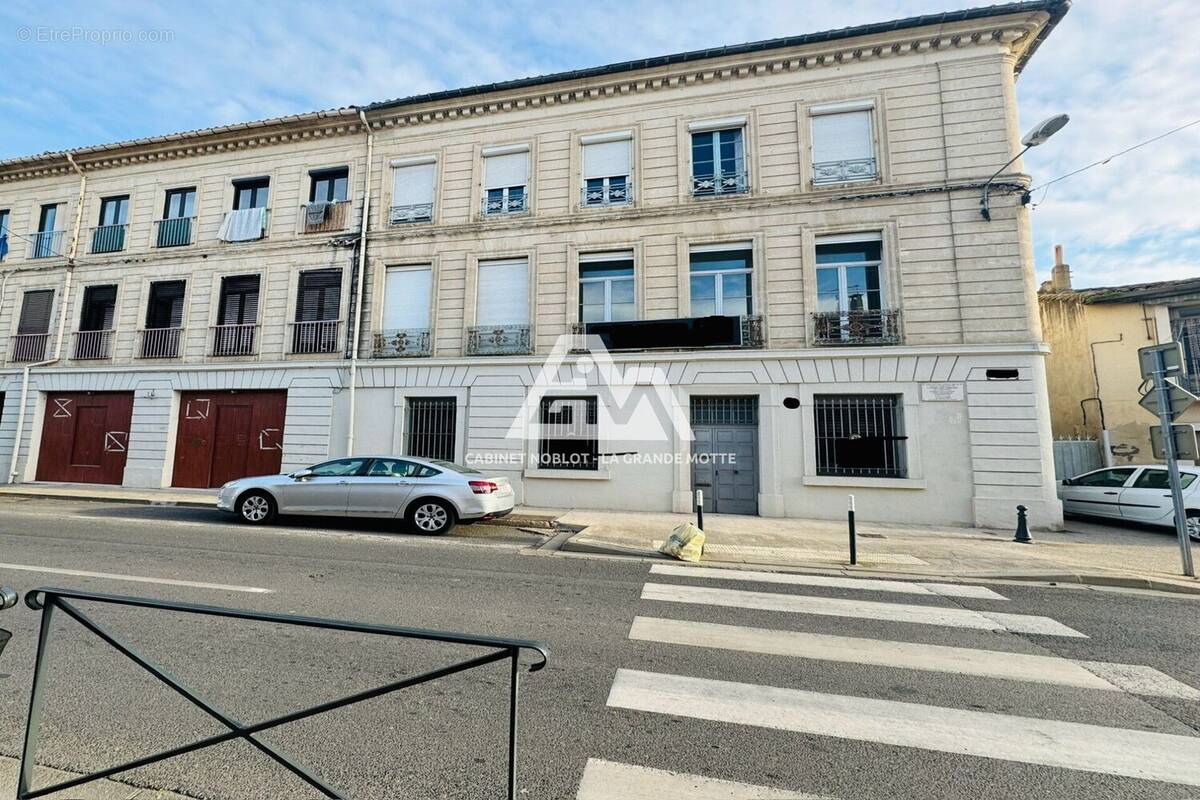 Appartement à LUNEL