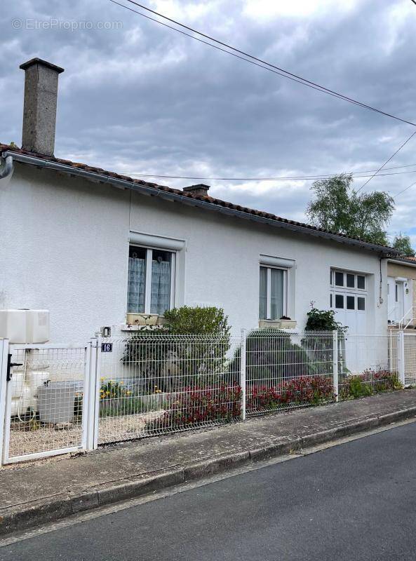 Maison à CIVRAY