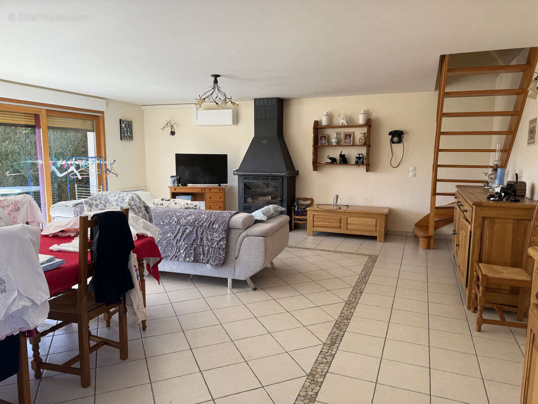 Maison à POIX-DE-PICARDIE