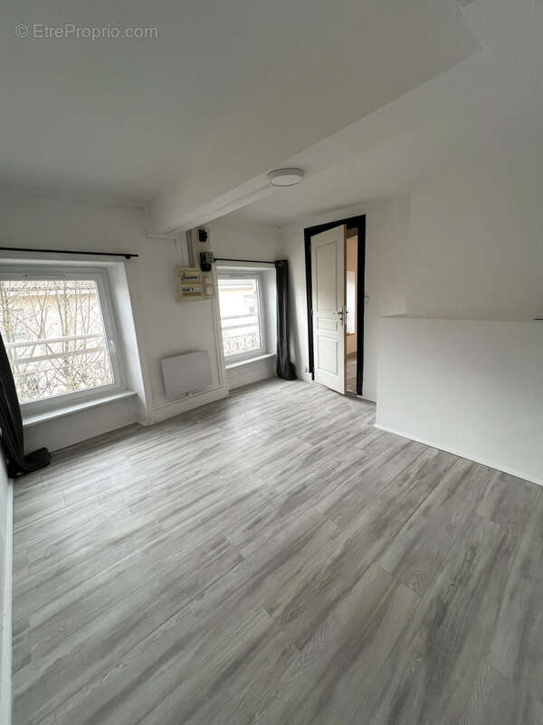 Appartement à PRIVAS