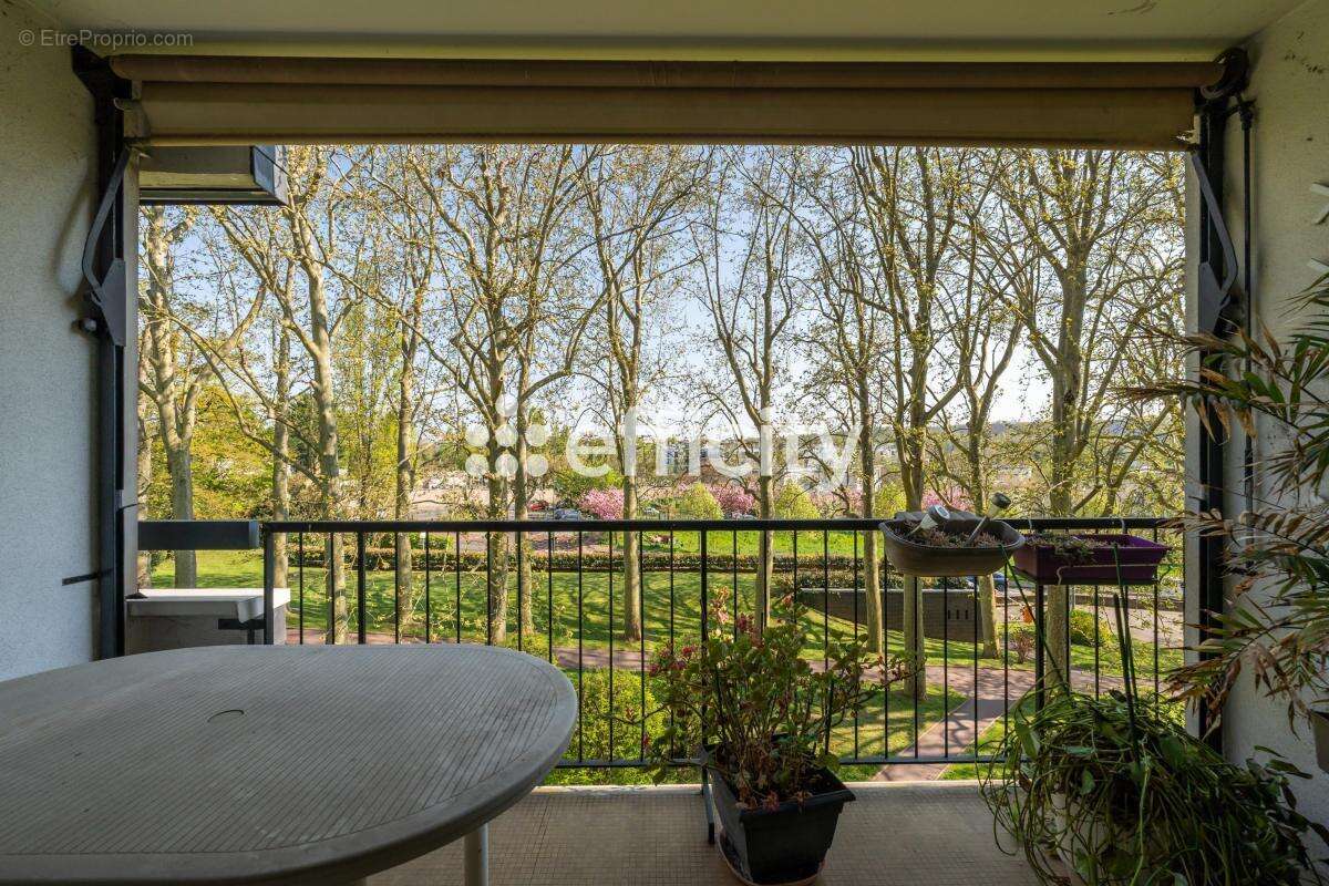 Appartement à VAUCRESSON