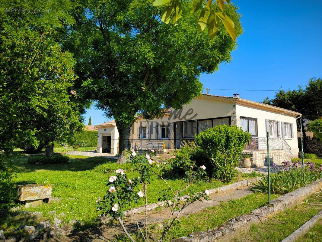 Maison à SAINT-LAURENT-LA-VERNEDE