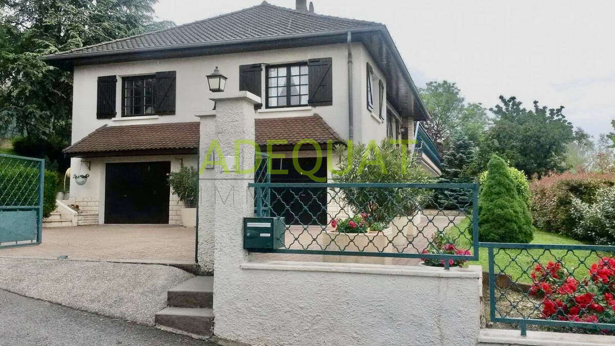 Maison à CESSIEU