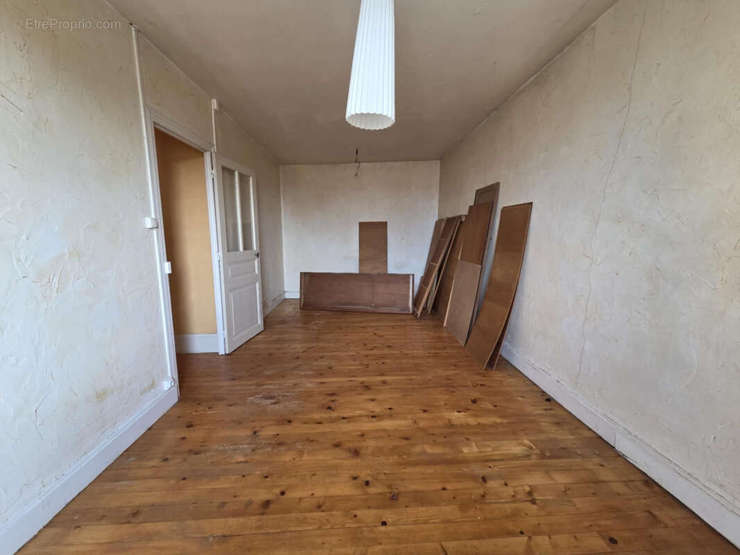 Appartement à LAPALISSE
