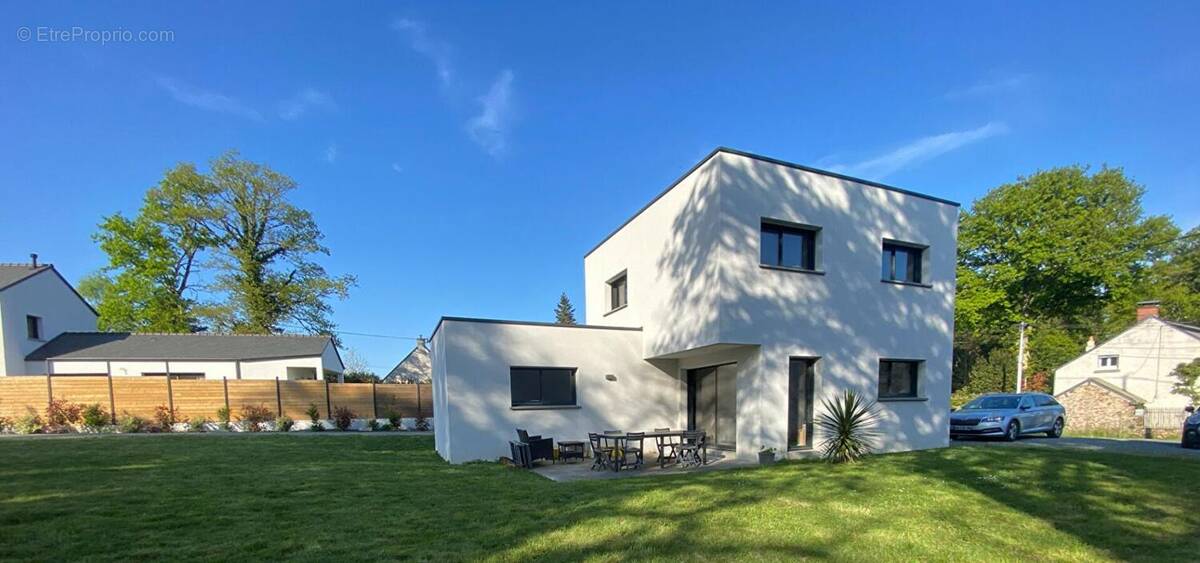 Maison à HERIC