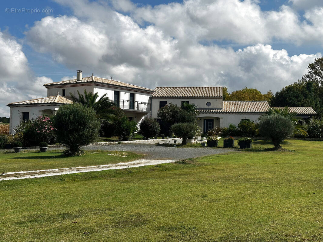 Maison à ARCES