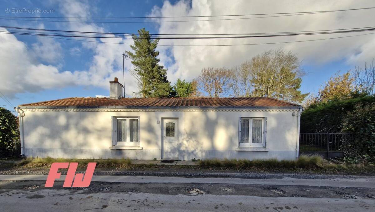 Maison à SAINT-PHILBERT-DE-GRAND-LIEU