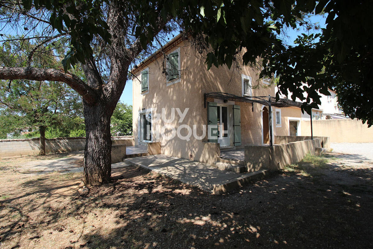 Maison à CAVEIRAC