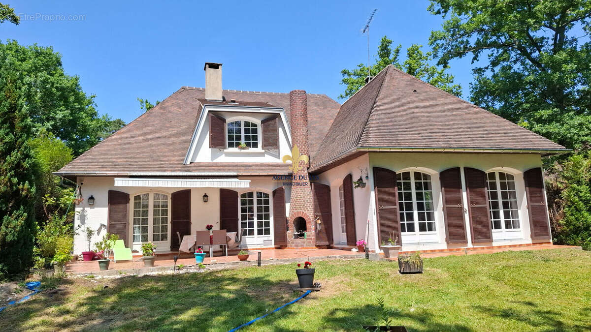 Maison à LAMORLAYE