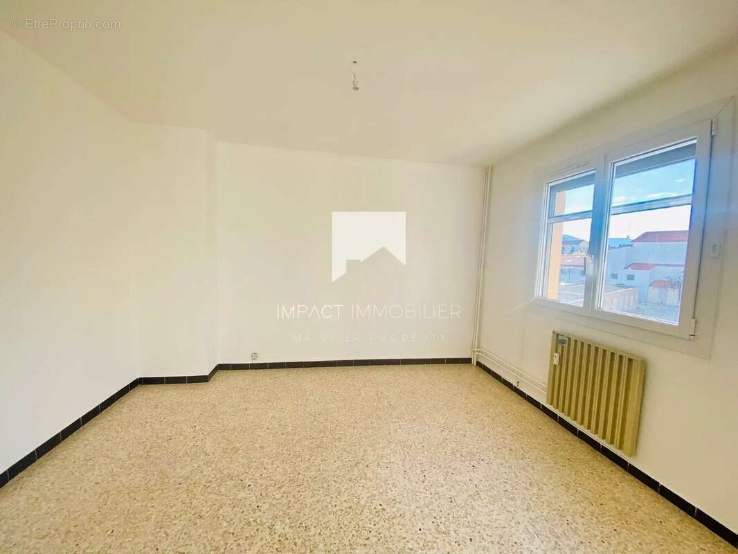 Appartement à HYERES