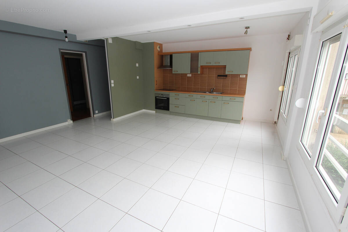 Appartement à ESSEY-LES-NANCY