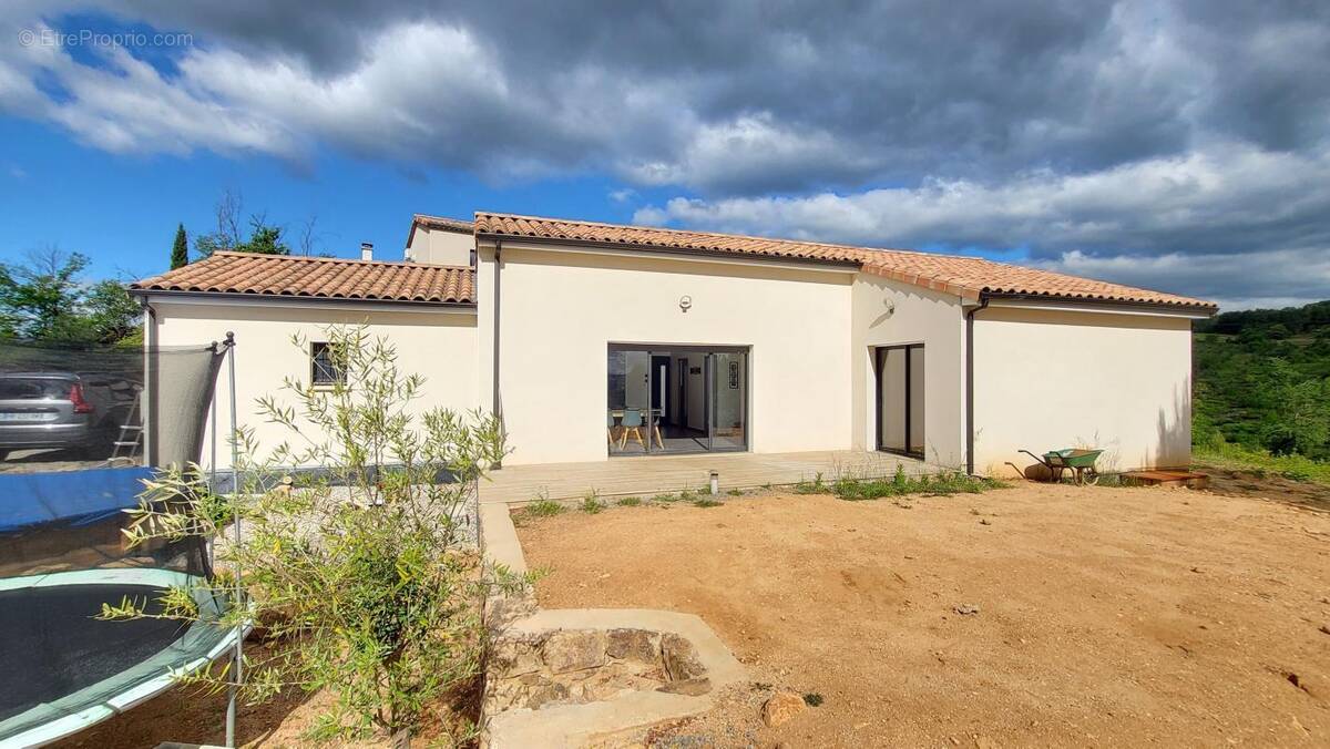 Maison à JOYEUSE