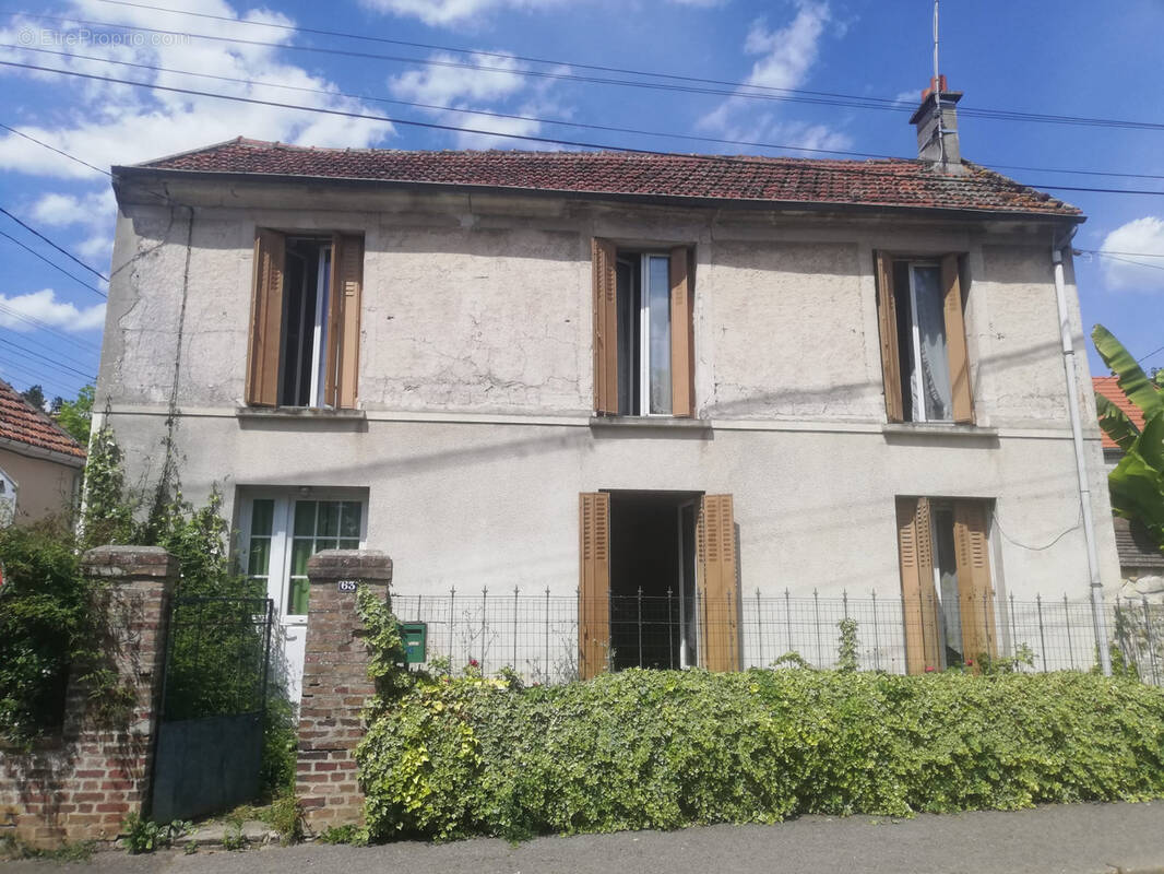 Maison à VARREDDES