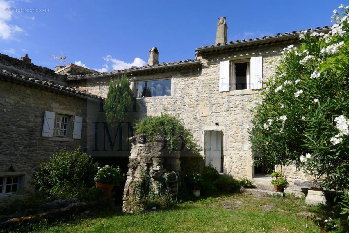 Photo 1 - Maison à GRIGNAN