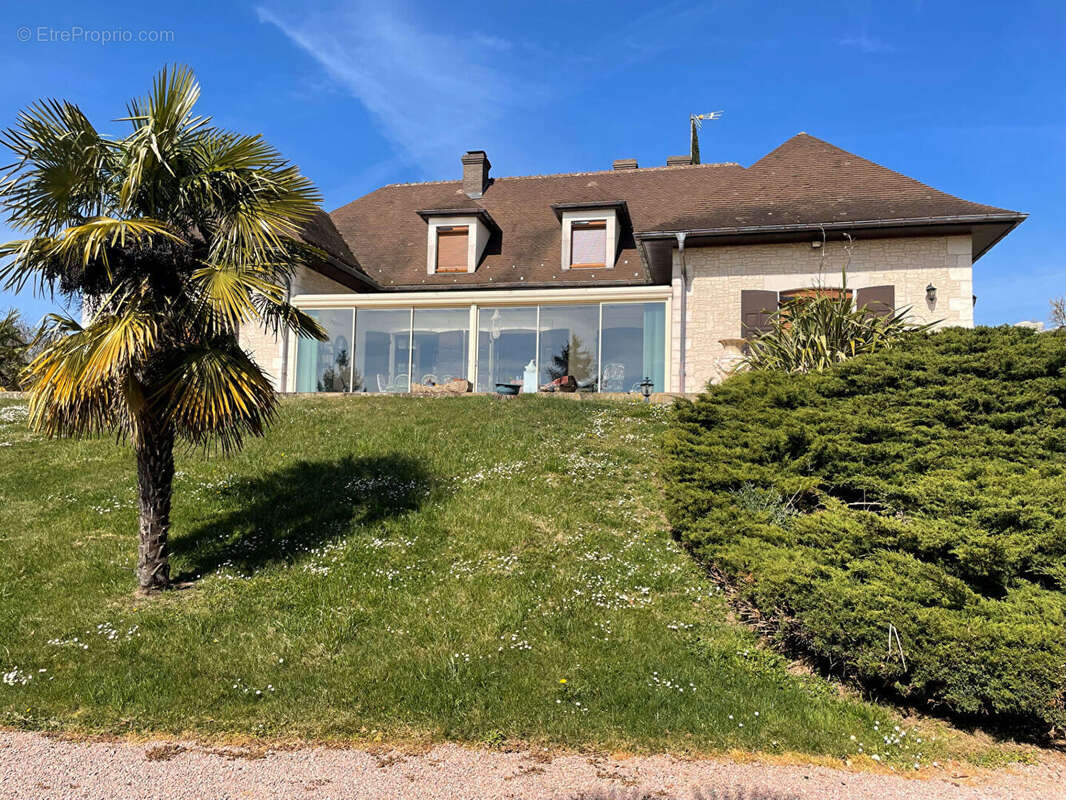 Maison à BUXY