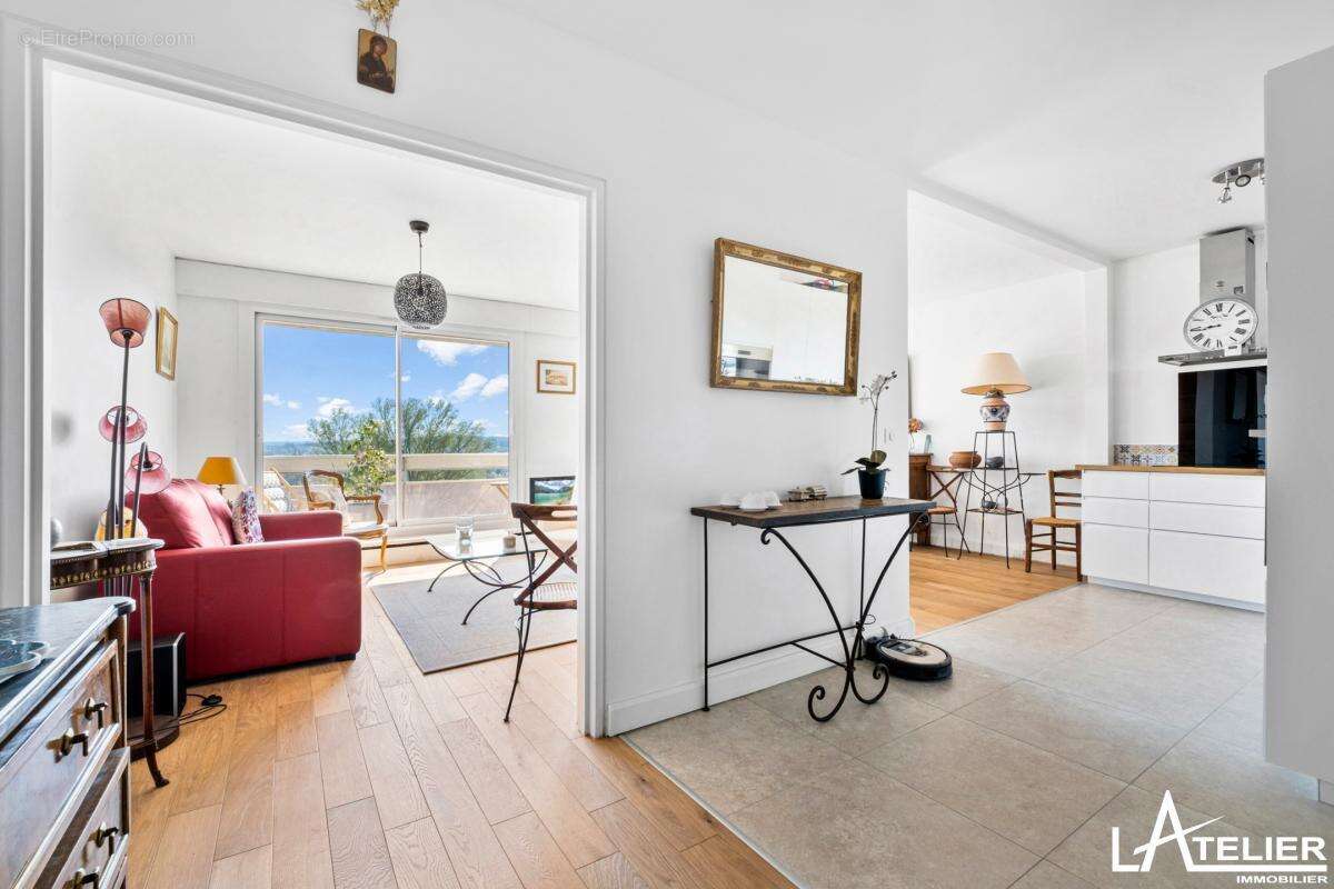 Appartement à MAREIL-MARLY