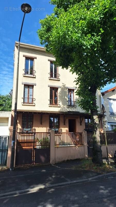 Maison à VILLEJUIF