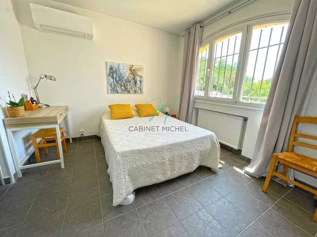Maison à ROQUEFORT-LES-PINS