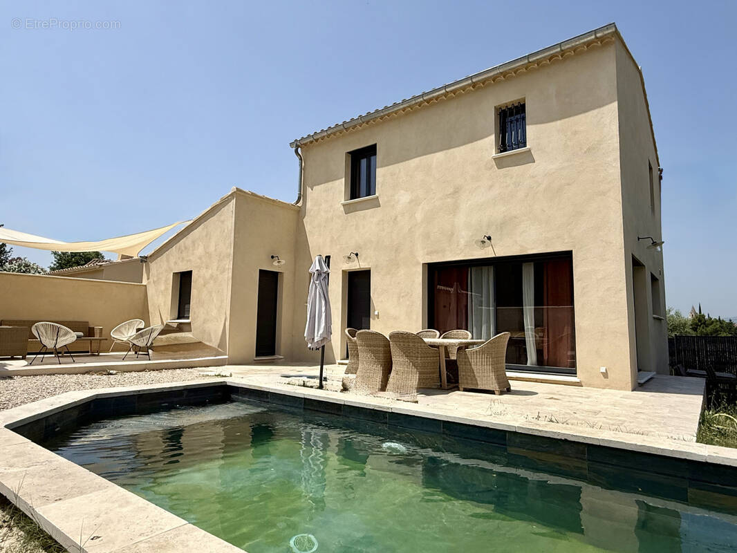 Maison à MAZAN