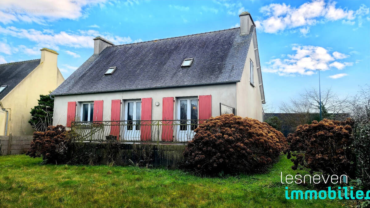 Maison à LE FOLGOET