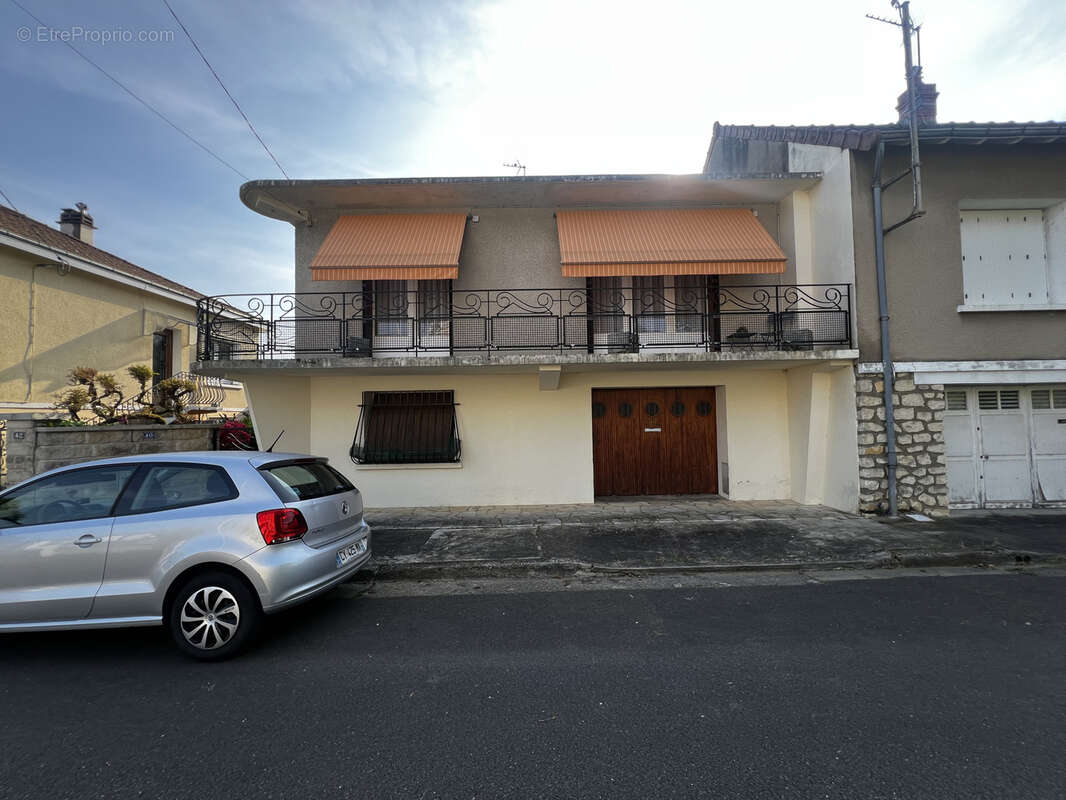Maison à CHATELLERAULT