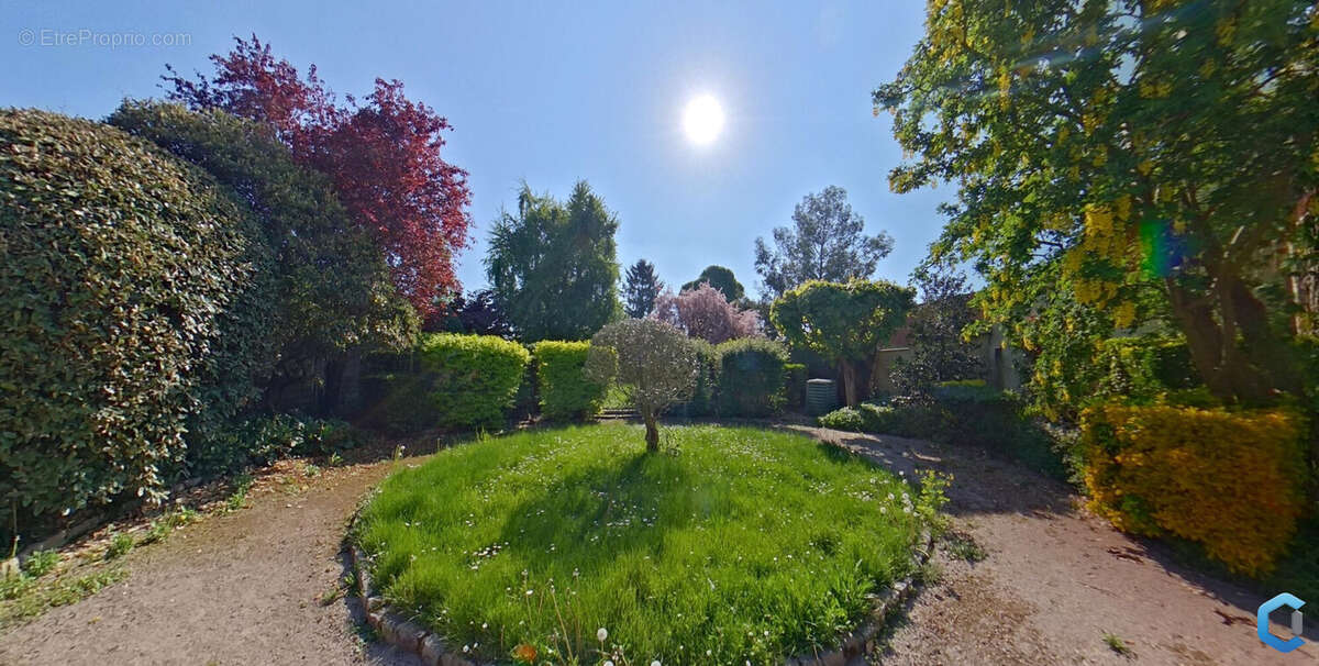Maison à SIN-LE-NOBLE