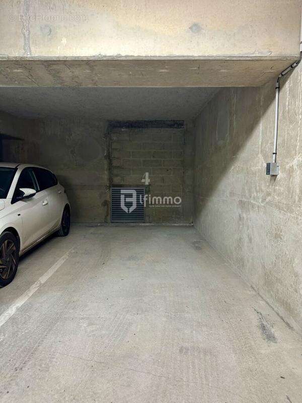 Parking à VINCENNES