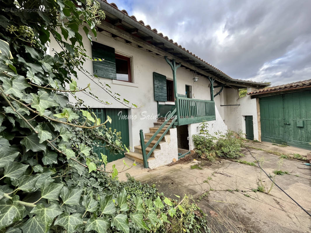 Maison à CHASSELAY