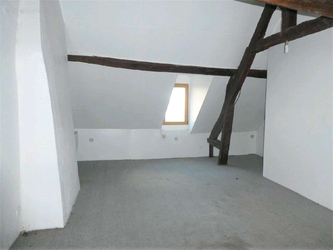 Maison à BREZOLLES