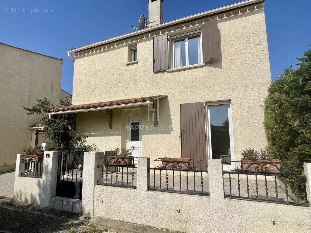 Maison à SAINT-MARTIN-DE-CRAU