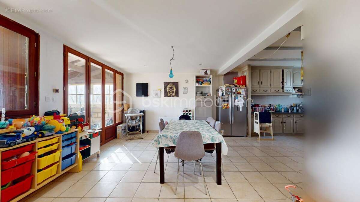 Maison à BEAUNE-LA-ROLANDE