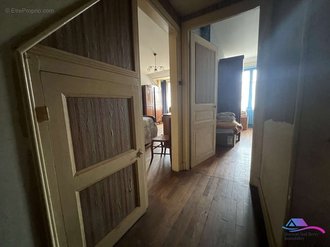 palier niveau 1 - Maison à CHATEAUMEILLANT