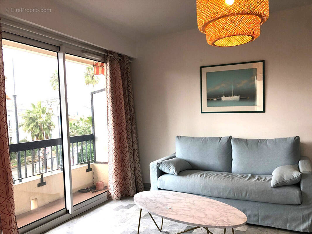 Appartement à HYERES