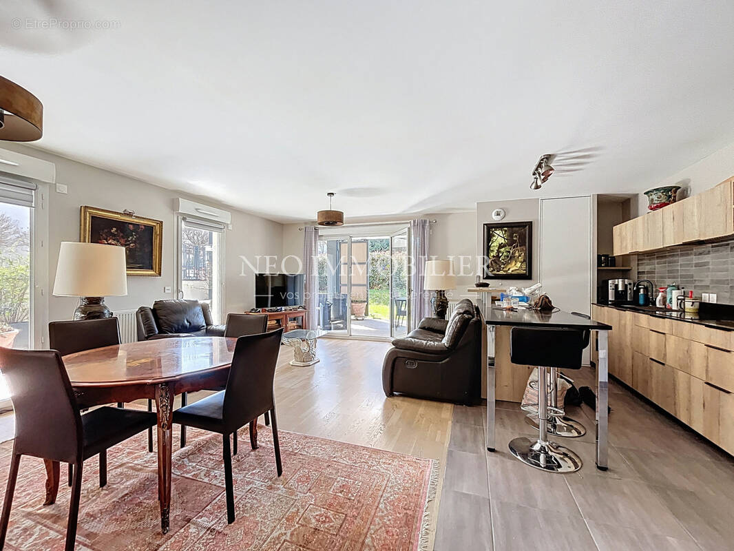 Appartement à TASSIN-LA-DEMI-LUNE