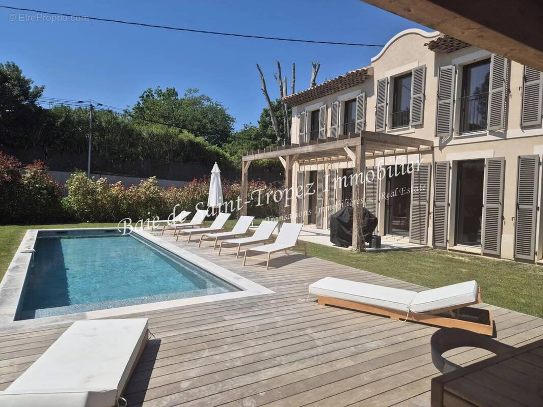 Maison à GASSIN