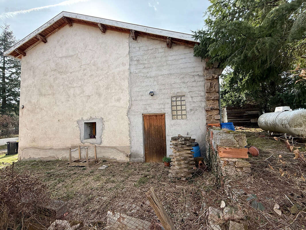 Maison à RENAISON
