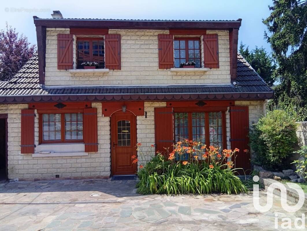 Photo 1 - Maison à MONTFERMEIL