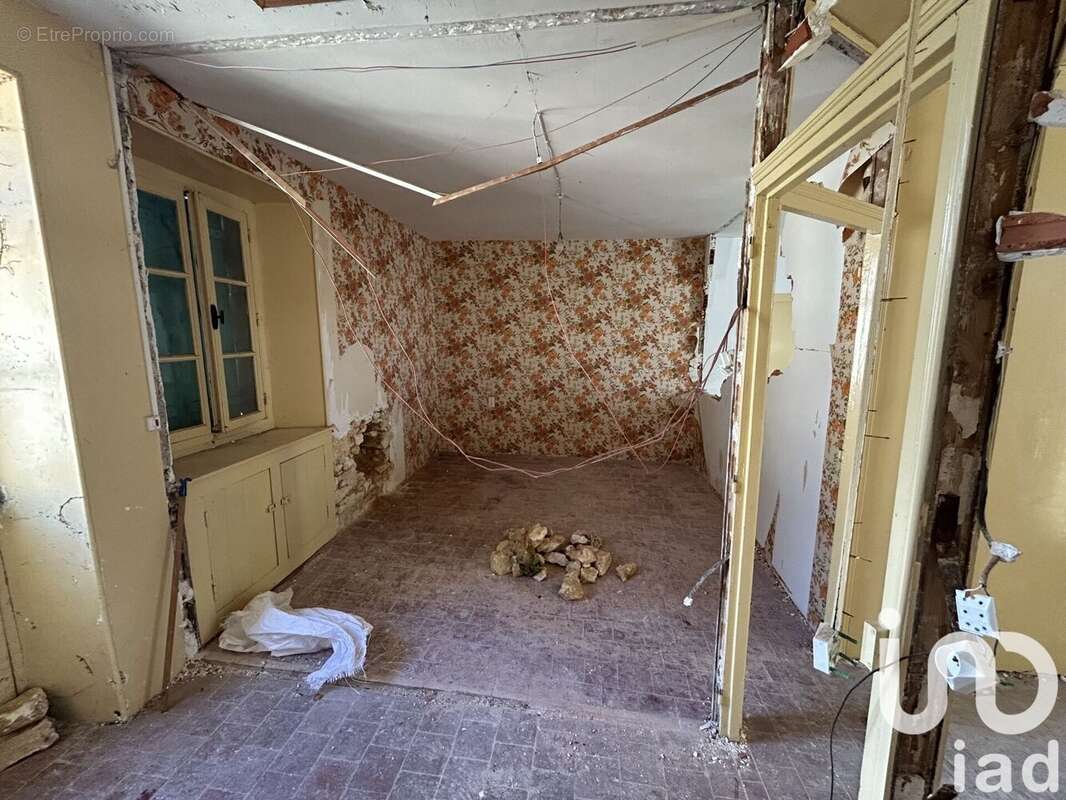 Photo 4 - Maison à LE PONT-CHRETIEN-CHABENET