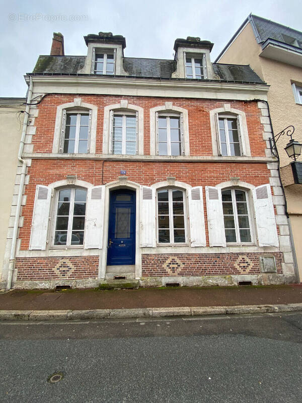 Maison à LA FERTE-BERNARD
