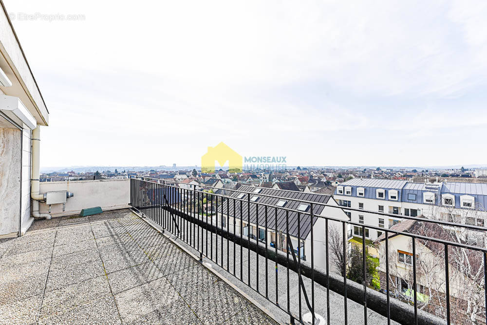 Appartement à SAVIGNY-SUR-ORGE