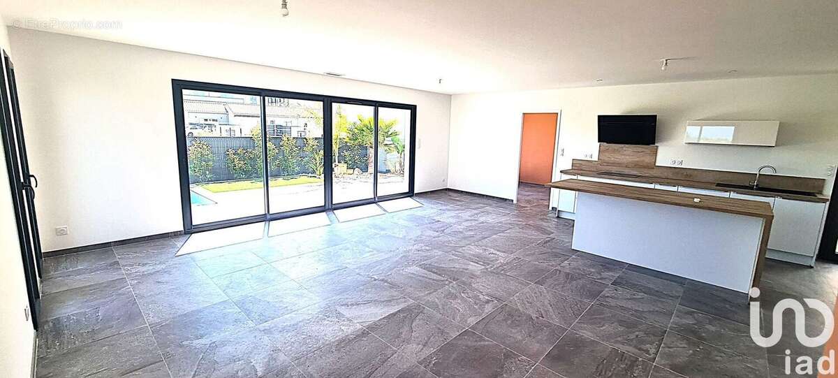 Photo 4 - Maison à SAUVIAN