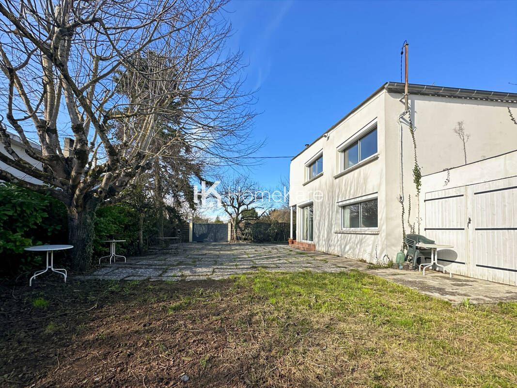 Maison à CAZERES