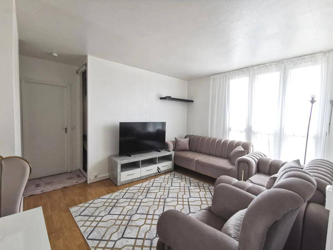 Appartement à VILLIERS-LE-BEL