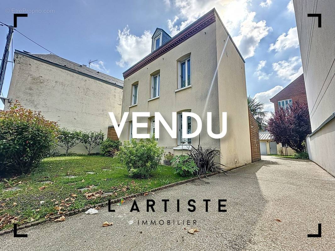 Maison à LE PETIT-QUEVILLY