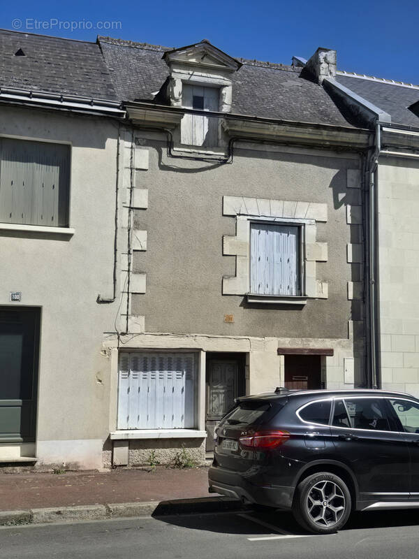 Maison à CHINON