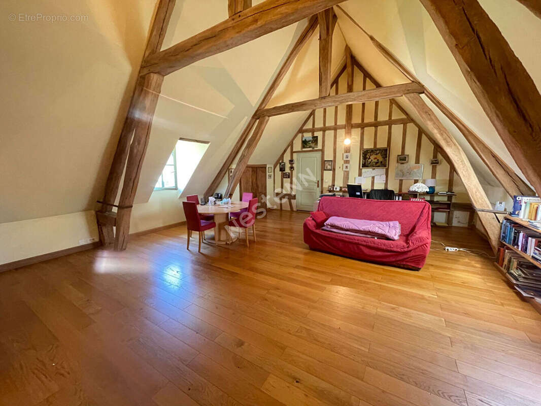 Maison à CHAUMONT-EN-VEXIN