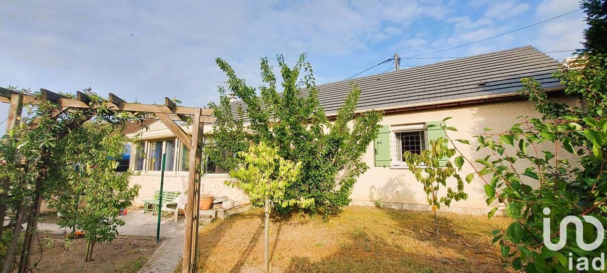 Photo 1 - Maison à TAVERNY