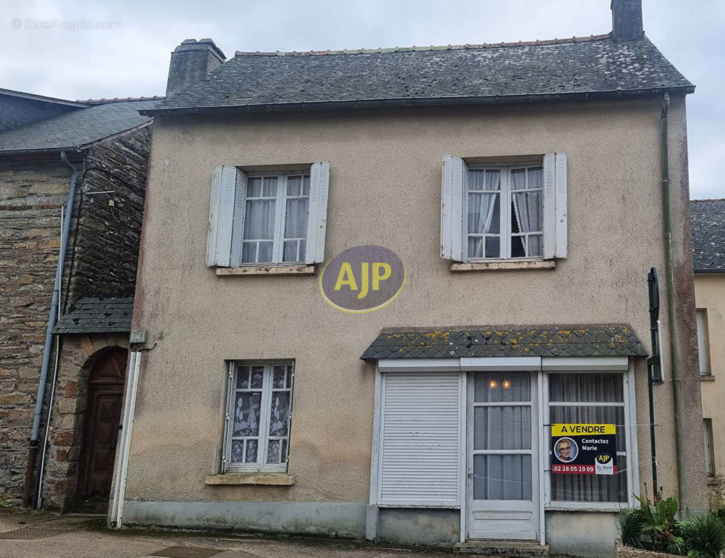 Maison à GUEMENE-PENFAO