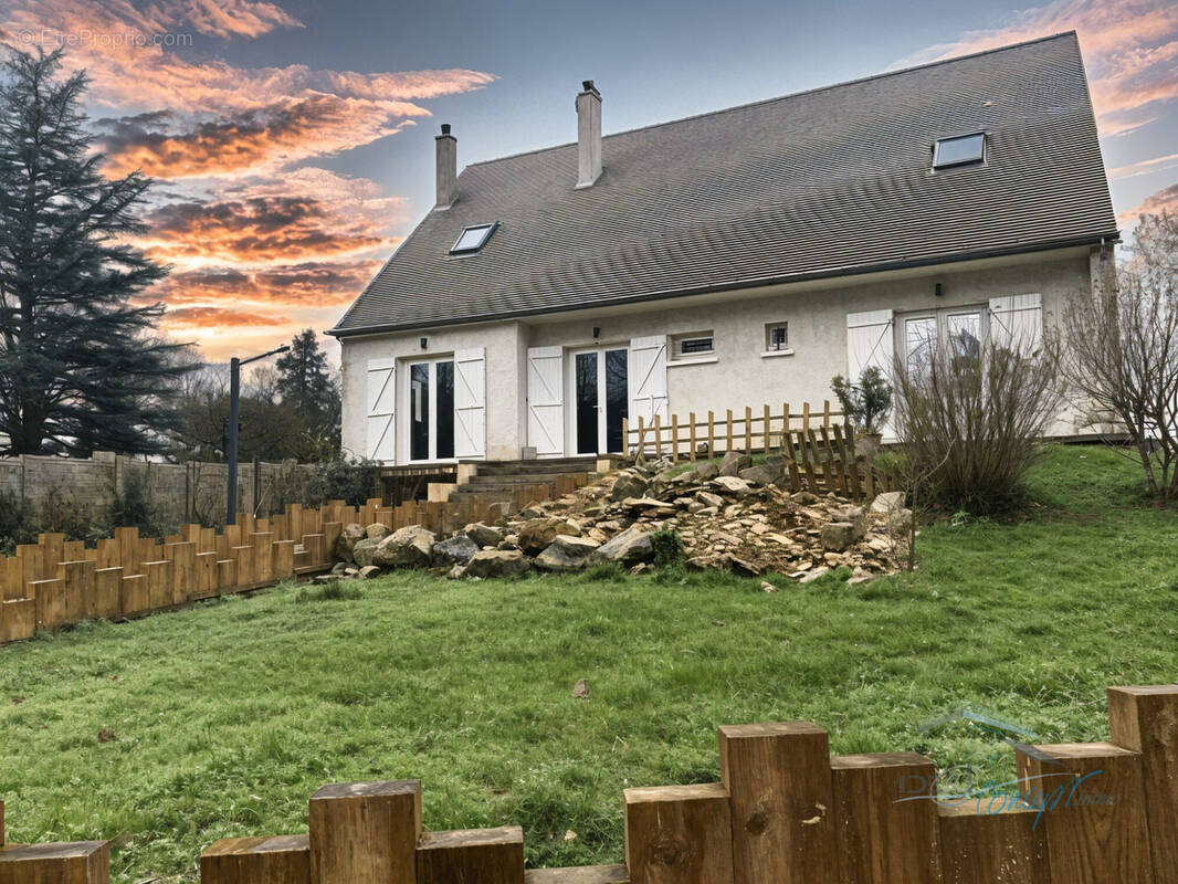 Maison à JANVILLE-SUR-JUINE